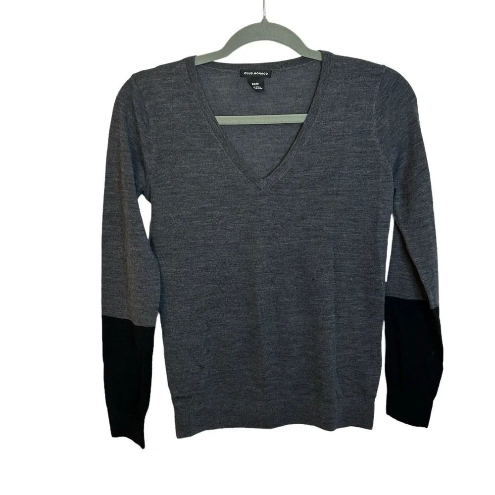 Club Monaco Wool Colorblock V-Neck Sweater